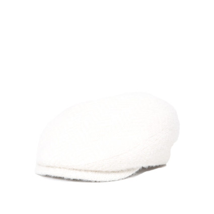 Кепка-реглан жіноча ангора біла ОЛЕКСА 938-120