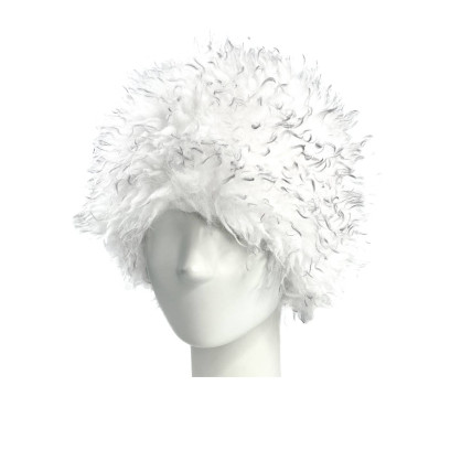 Шапка кубанка жіноча штучне хутро лама біла АЙЛА 575-325 Шапка кубанка жіноча штучне хутро лама біла АЙЛА 575-325