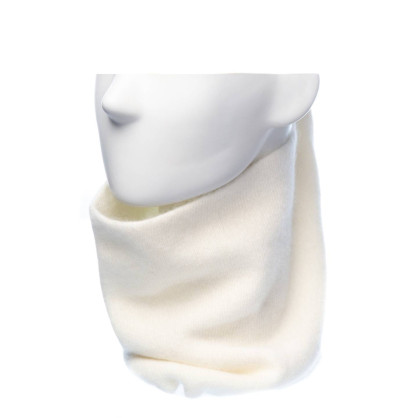 Баф жіночий ангора молочний SHARON 955-722