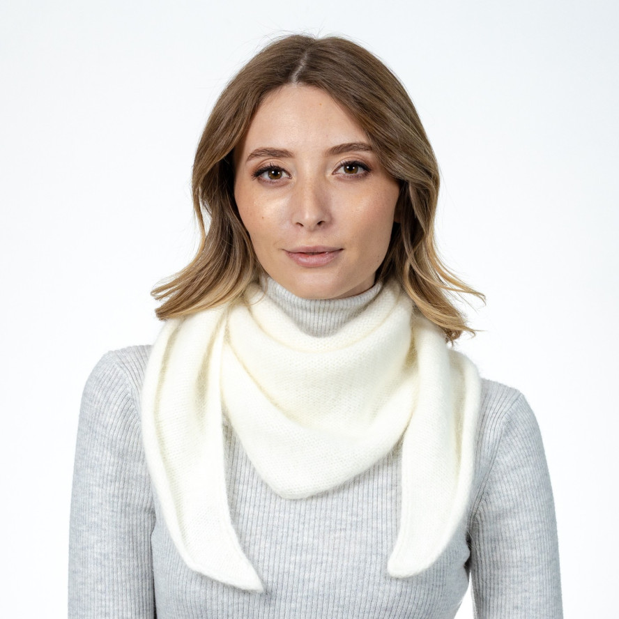 Бактус жіночий ангора молочний АЛАНА 565-098, фото 2