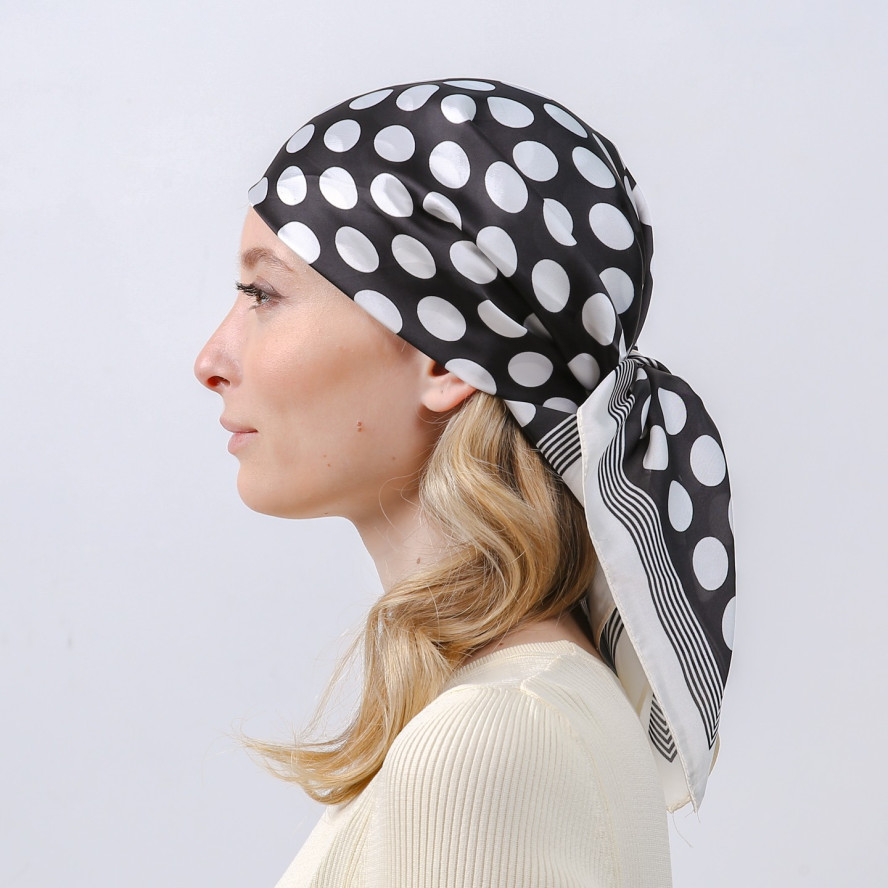 Хустка жіноча з принтом атлас різнокольорова IVY 083-868, фото 6