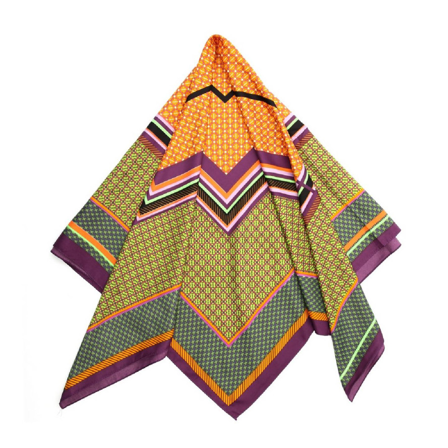 Хустка жіноча з принтом атлас різнокольорова LEILA 104-457, фото 2