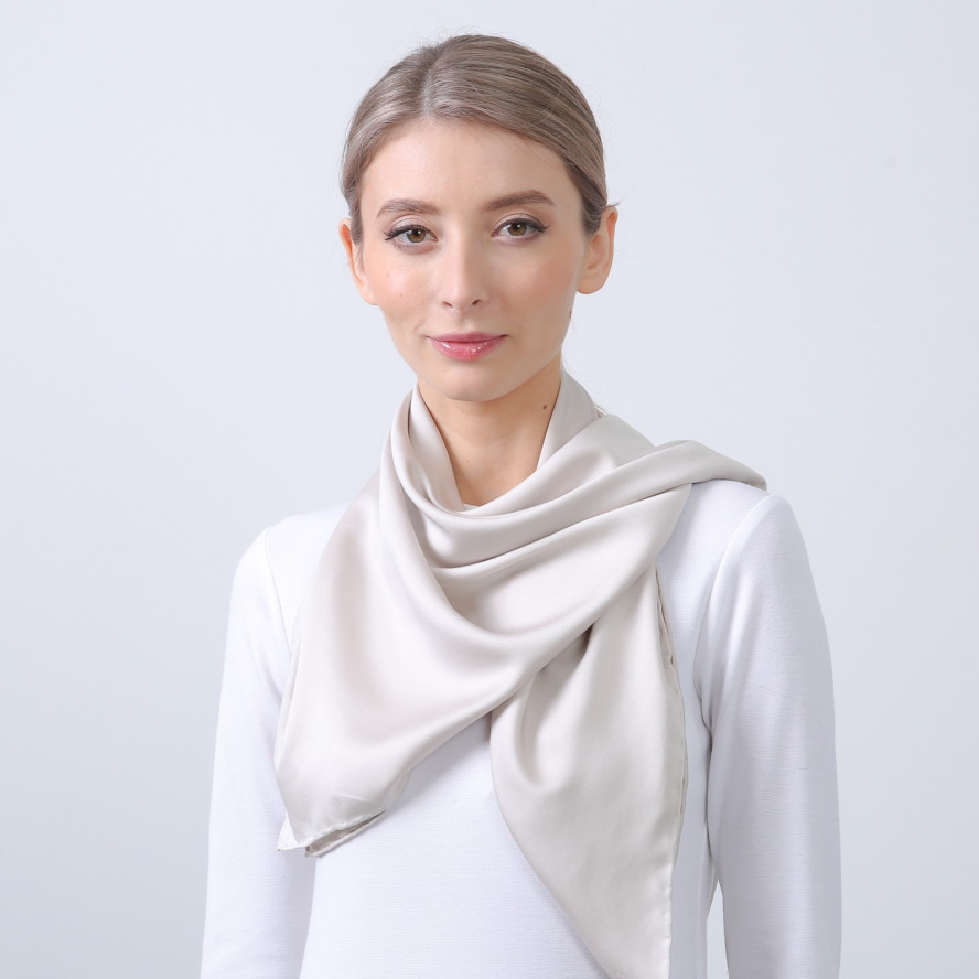 Хустка жіноча однотонна атлас бежева HEIDI 176-317, фото 4