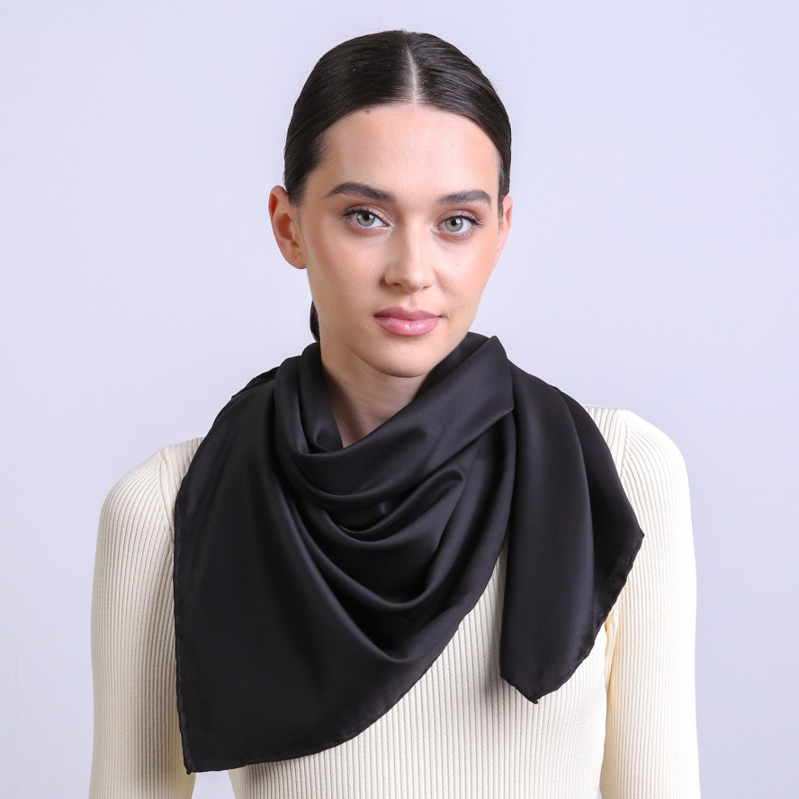 Хустка жіноча однотонна атлас чорна HEIDI 577-800, фото 4