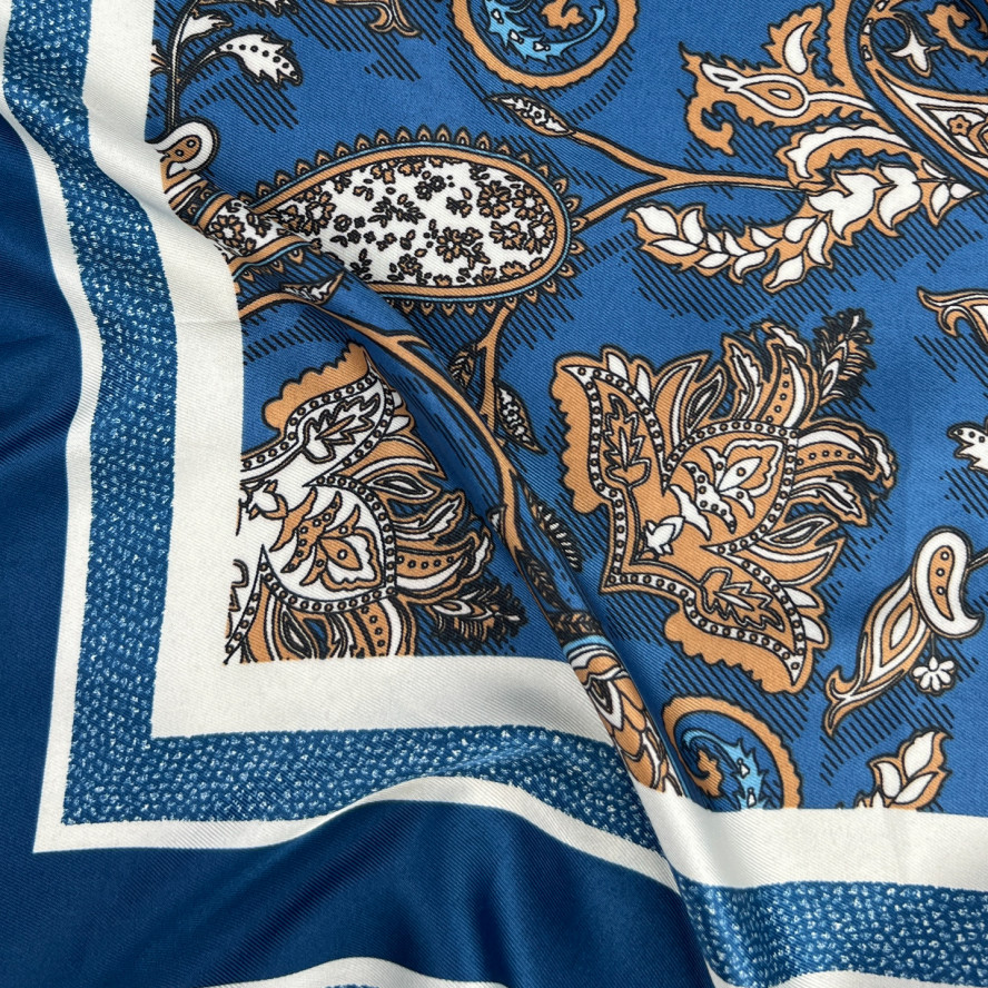 Хустка жіноча з принтом атлас різнокольорова КІМРАН 581-012, фото 3