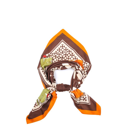 Хустка жіноча з принтом атлас різнокольорова ТРІЕСТ 752-900 Хустка жіноча з принтом атлас різнокольорова ТРІЕСТ 752-900