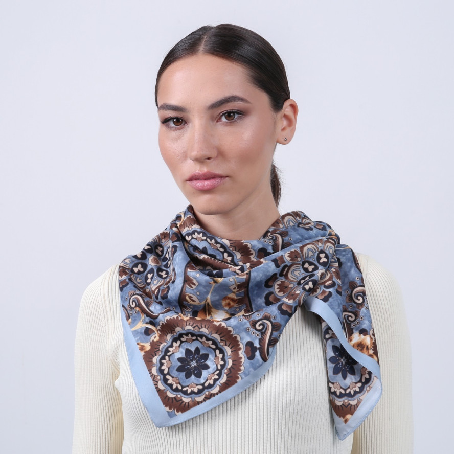 Хустка жіноча з принтом атлас різнокольорова МОДЕСТ 915-749, фото 4