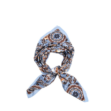 Хустка жіноча з принтом атлас різнокольорова МОДЕСТ 915-749 Хустка жіноча з принтом атлас різнокольорова МОДЕСТ 915-749