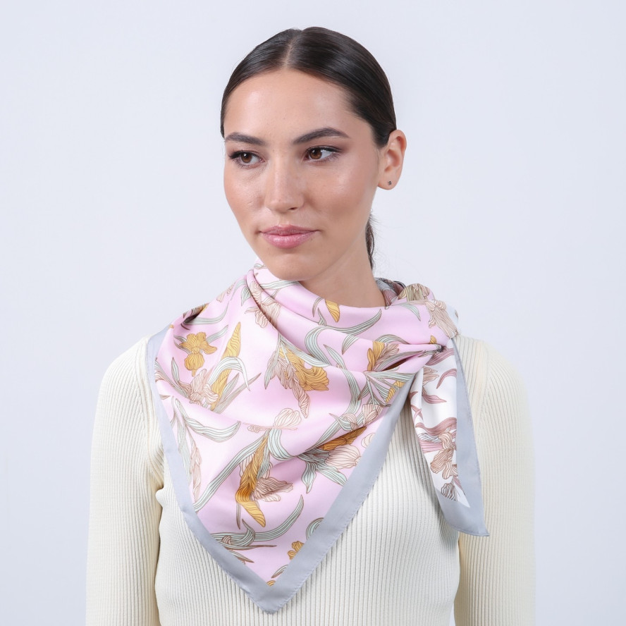 Хустка жіноча з принтом атлас різнокольорова КАЗЕРТА 915-756, фото 4