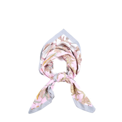 Хустка жіноча з принтом атлас різнокольорова КАЗЕРТА 915-756 Хустка жіноча з принтом атлас різнокольорова КАЗЕРТА 915-756