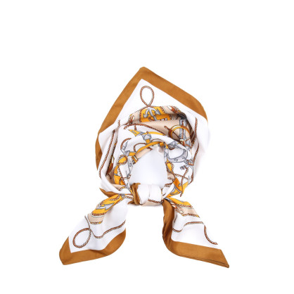 Хустка жіноча з принтом атлас різнокольорова ДІНЕР 916-548