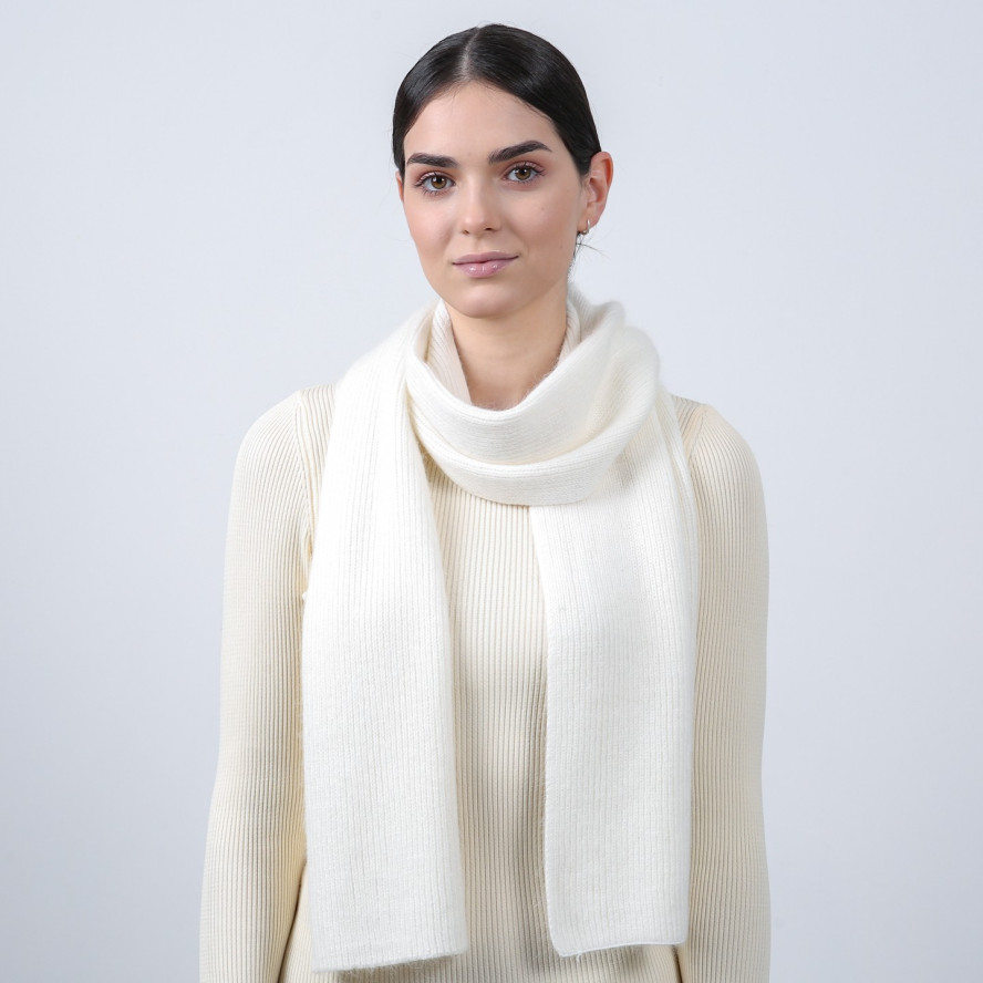 Шарф жіночий однотонний віскоза з ангорою білий ФЛОРАН 937-079, фото 3